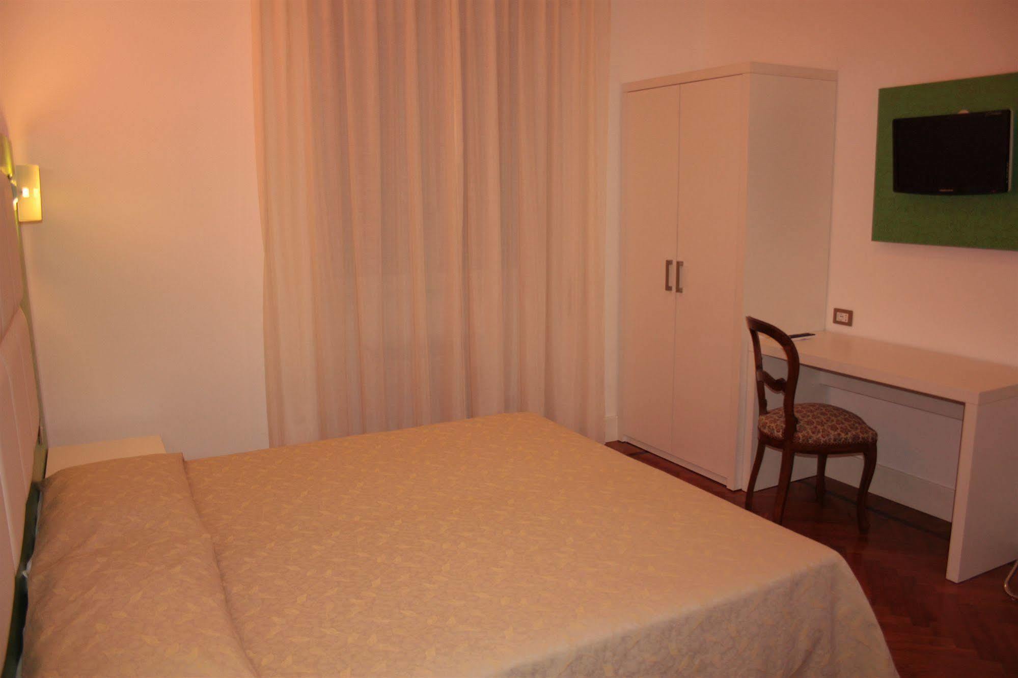 Hotel Da Cesare Stresa Ngoại thất bức ảnh